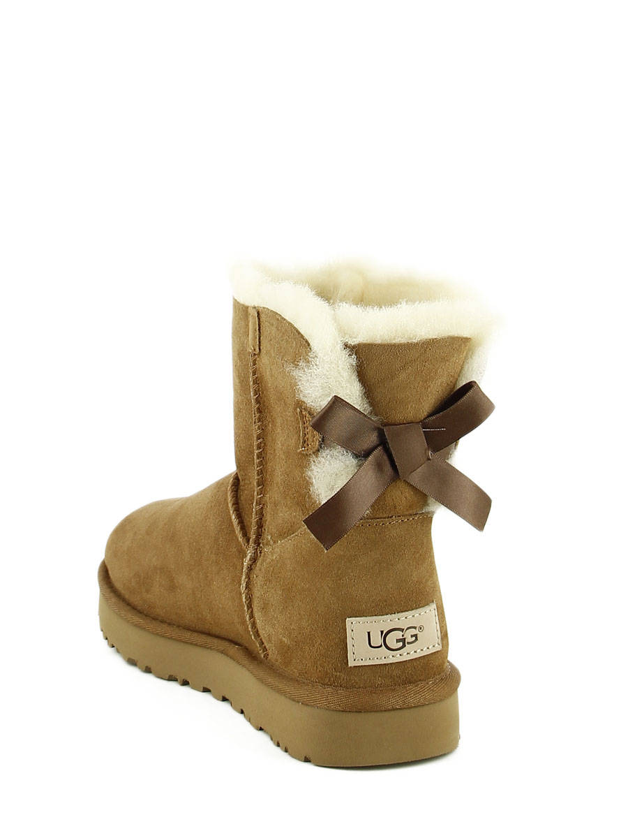 150 euro of meer Ugg Women MINI BAILEY BOW II op edisac.be