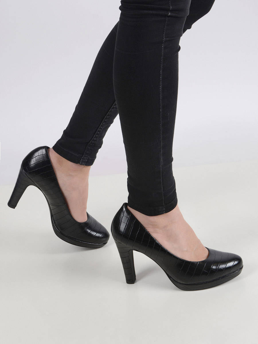 Tot 60 euro Tamaris 22426-25 op edisac.be