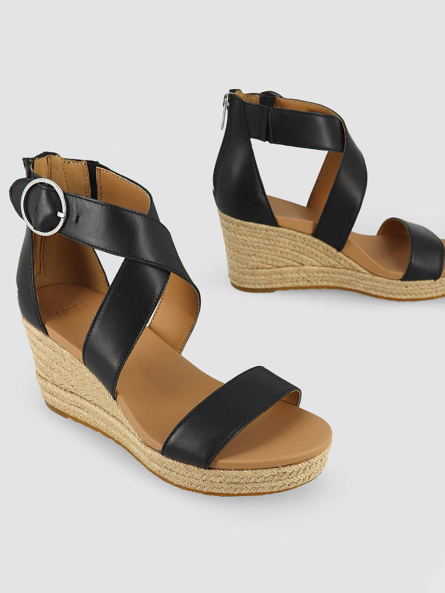 Sandalen/open sandalen Ugg HYLDA TAN op edisac.be