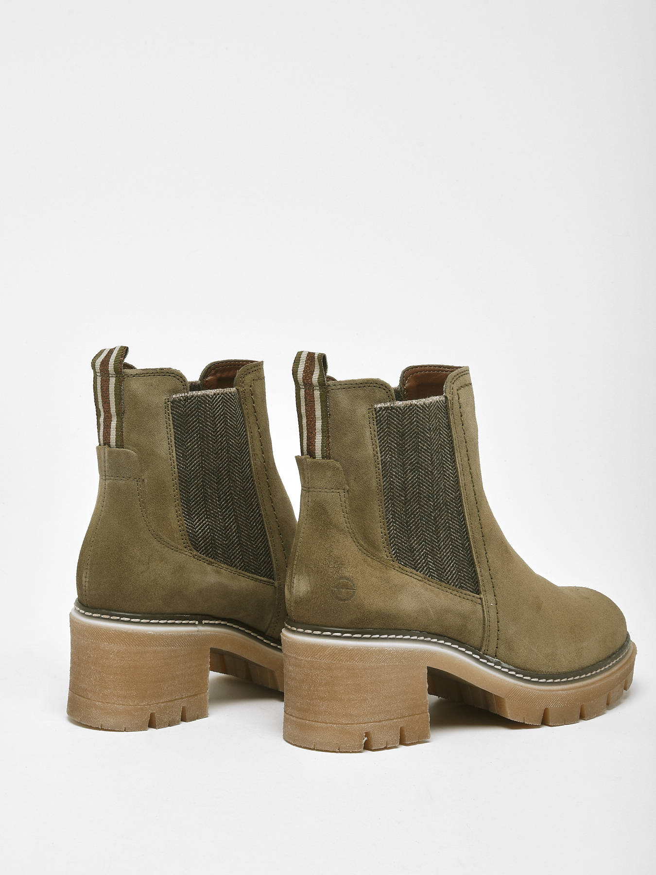 chelsea boots met hak