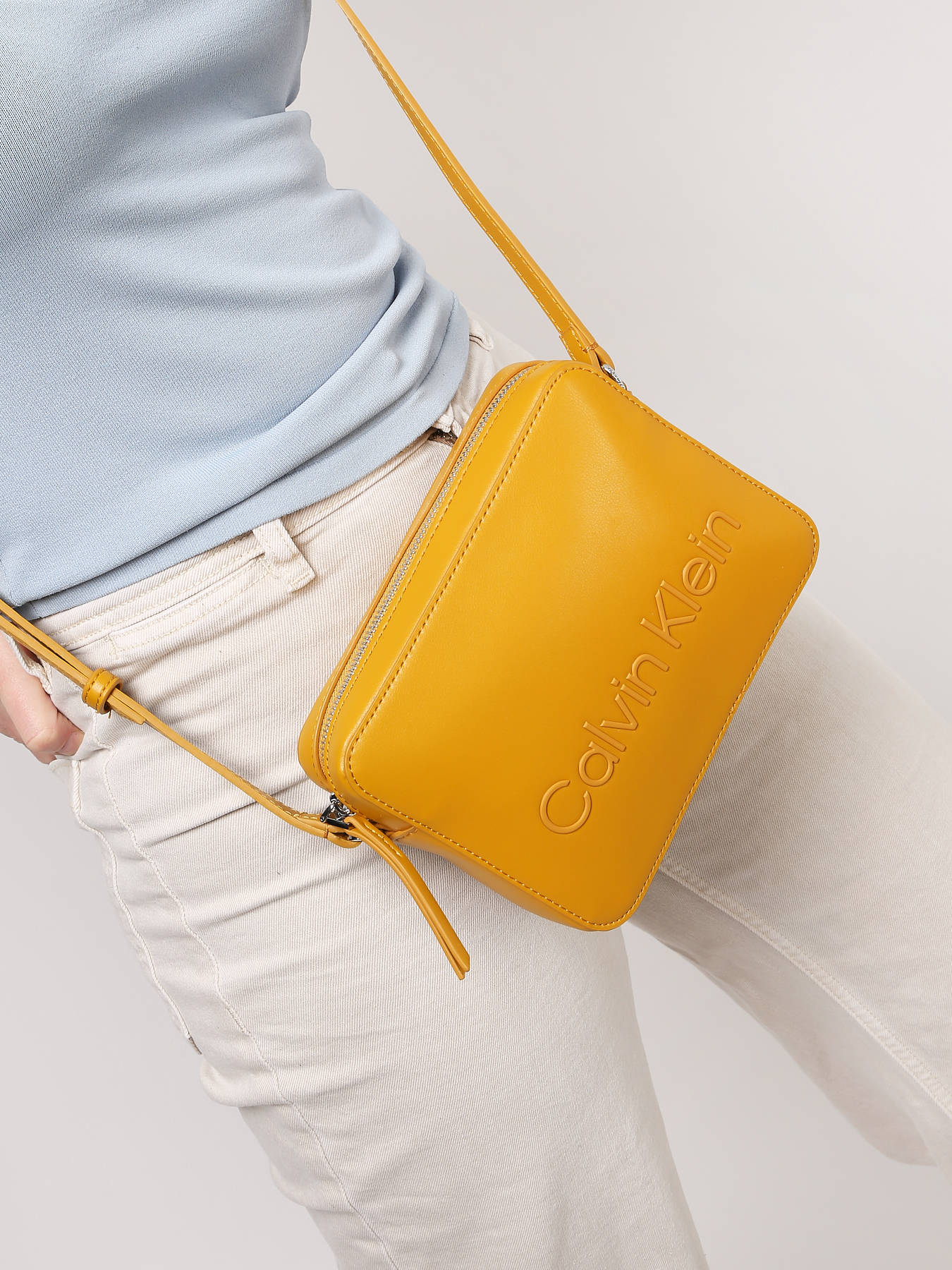 tunnel Stad bloem speel piano Crossbody tassen Calvin Klein Jeans Set Crossovers op edisac.be