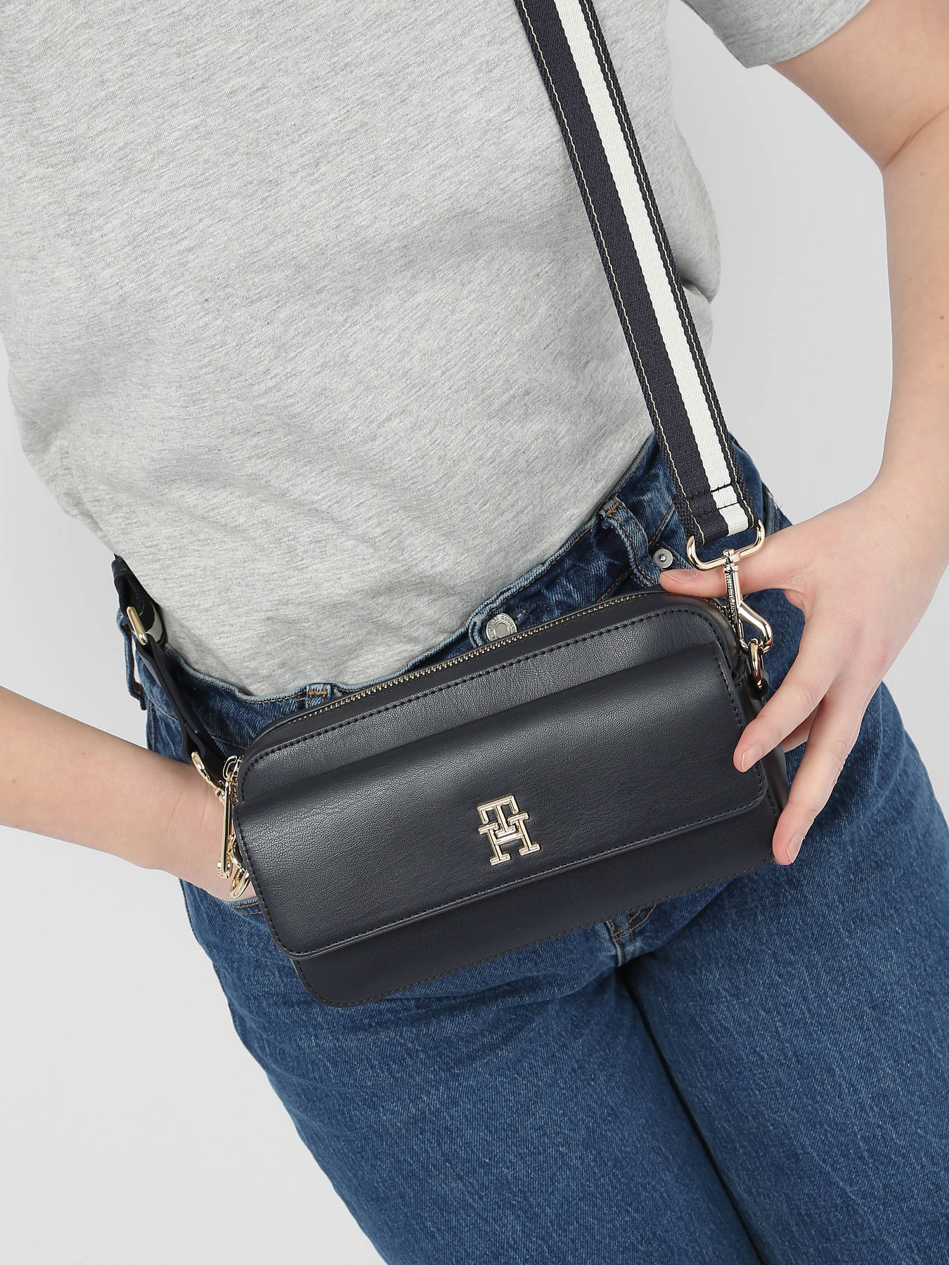 tassen van tommy hilfiger