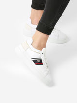 Sneakers En Cuir En Cuir Tommy hilfiger Blanc women 7387YBS-vue-porte