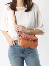 Sac Bandoulière S Tradition Cuir Etrier Bleu tradition ETRA059S-vue-porte
