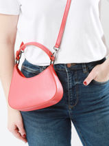 Sac Bandoulire Caviar Cuir Milano Rouge caviar CA23118-vue-porte