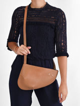 Sac Bandouli�re Large City Perle Cuir Nathan baume Marron n city 1-vue-porte