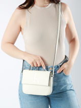 Sac Bandoulire Sculpted Calvin klein jeans Blanc sculpted K610829-vue-porte