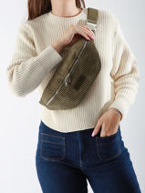 Sac Banane Vanessa wu Vert velours MA0112-vue-porte