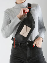 Sac Banane Lancaster Noir maya 85-vue-porte
