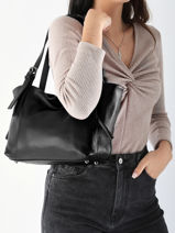 Sac Port paule Caviar Cuir Milano Noir caviar CA24065-vue-porte