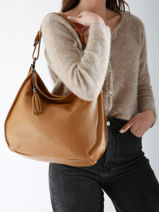 Schoudertas Caviar Leder Milano Bruin caviar CA24069-vue-porte