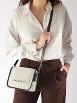 Longchamp Essential toile Sac port travers Beige-vue-porte