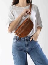 Sac Banane Milano Beige velvet caviar VC24111-vue-porte