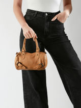 Sac Bandoulire Strappy Cuir Basilic pepper Marron strappy BSTR01-vue-porte