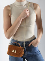 Sac Bandoulire Velvet Cuir Milano Jaune velvet VE24117-vue-porte