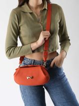 Sac Bandoulire Nymphea Cuir Nathan baume Orange nymphea 2-vue-porte