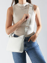 Sac Bandoulire Grained Miniprix Blanc grained F8575-vue-porte