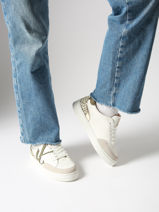 Sneakers Joyce Vanessa wu Wit accessoires 1283502-vue-porte