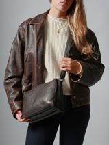 Sac Bandoulire Cow Cuir Basilic pepper Marron cow BCOW83-vue-porte