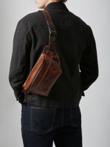 Sac Banane Maverick Marron the original MAVTO816-vue-porte