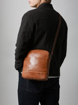 Sac Bandoulire Maverick Marron rough gear MAVRG809-vue-porte