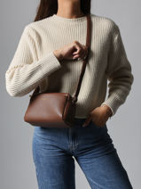 Sac Bandouli�re Grained Miniprix Marron grained KJ62069-vue-porte