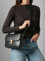 Sac Bandoulire M Alice Cuir Nat et nin Noir vintage M-vue-porte