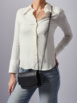 Cross Body Tas Charlotte Leder Le tanneur Zwart charlotte TOTT3C01-vue-porte