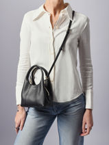 Sac Bandouli�re Juliette Le tanneur Noir juliette TJET1030-vue-porte