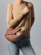 Sac Bandouli�re Amorette Guess Marron amorette BG789820-vue-porte
