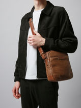 Cross Body Tas Joseph Leder Arthur & aston Bruin marco 9-vue-porte