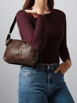 Sac Bandouli�re Heritage Cuir Biba Marron heritage BT18-vue-porte