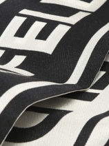 Foulard Karl lagerfeld Wit k essential B1W33022-vue-porte