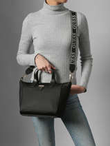 Sac Port� Main Follie Guess Noir follie NN676019