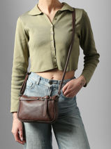 Sac Bandouli�re Caviar Cuir Milano Marron caviar G1421N-vue-porte