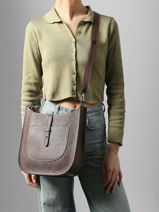 Sac Bandouli�re Caviar Cuir Milano Marron caviar CA25068-vue-porte