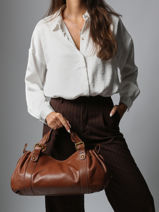 Sac Port� �paule Icone Cuir Gerard darel Marron icone DDS01410-vue-porte