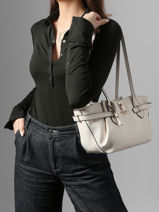 Sac Port� �paule Noelle Guess Blanc noelle BG783308-vue-porte