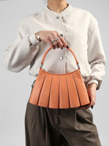 Sac Port� �paule Lenglen Cuir Lacoste Orange lenglen NU5011DP-vue-porte