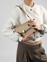 Sac Bandouli�re Tennis Bliss Cuir Lacoste Beige tennis bliss NF5105IT-vue-porte