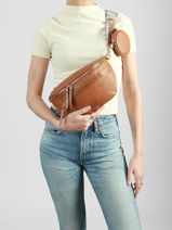 Sac Banane Lulu castagnette Marron zip YSALINE2-vue-porte