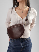 Sac Banane Cuir Milano Violet caviar CA21123O-vue-porte