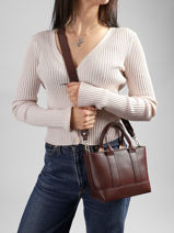Sac Port� Main Caviar Cuir Milano Violet caviar CA26066-vue-porte