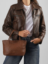 Sac Bandouli�re Lisbonne Cuir Basilic pepper Marron lisbonne BLIS01-vue-porte