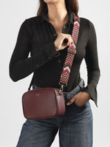 Sac Bandouli�re Grained Flora & co Rouge grained F6967OR-vue-porte