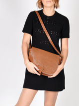 Sac Levagabond Cuir Paul marius Marron vintage VAGABOND-vue-porte