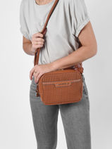 Sac Bandouliere Bryan Mac douglas Marron bryan M-vue-porte