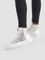 Sneakers-VANESSA WU-vue-porte