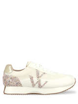 Sneakers-VANESSA WU