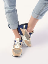 Sneakers-VANESSA WU-vue-porte